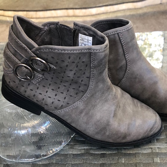 Rocket dog (6.5) comfort! grey ankle boot raiser cut, belt detail, zippe… - Picture 1 of 10